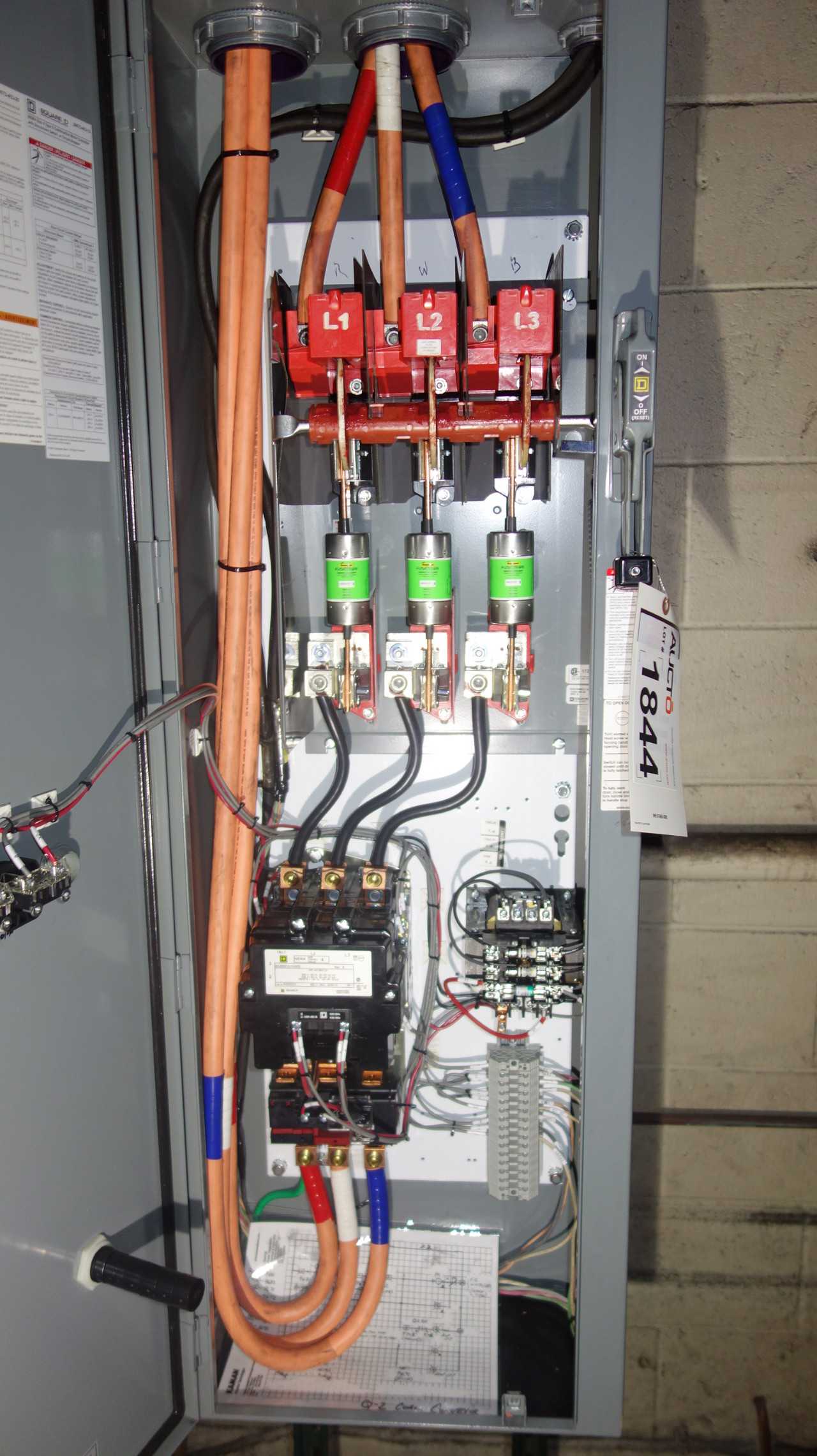 SQUARE D 8536SFO1H30S SIZE 4 COMBINATION STARTER - DISCONNECT SWITCHES