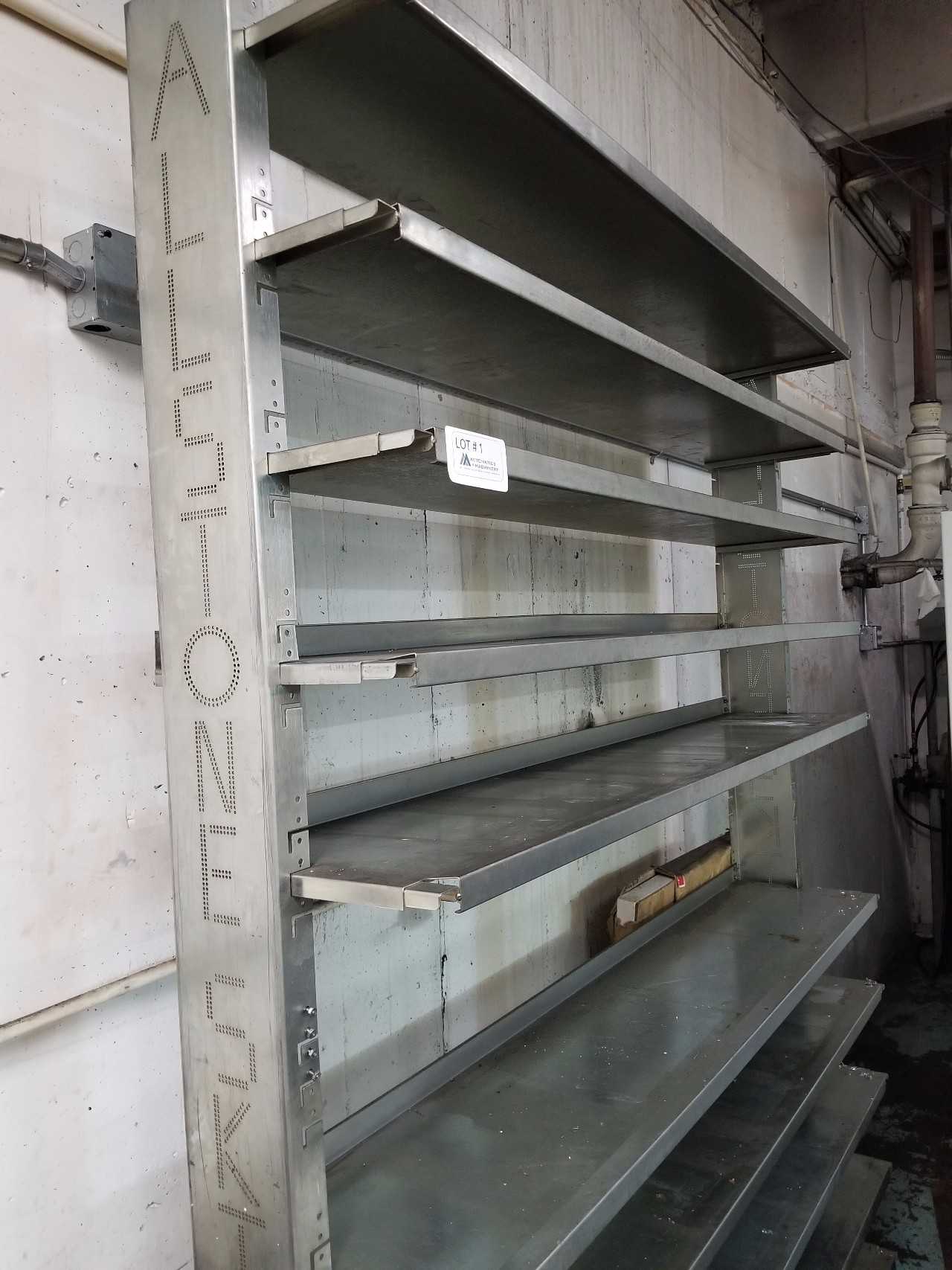Adjustable stainless steel shelve system - SHELVING
