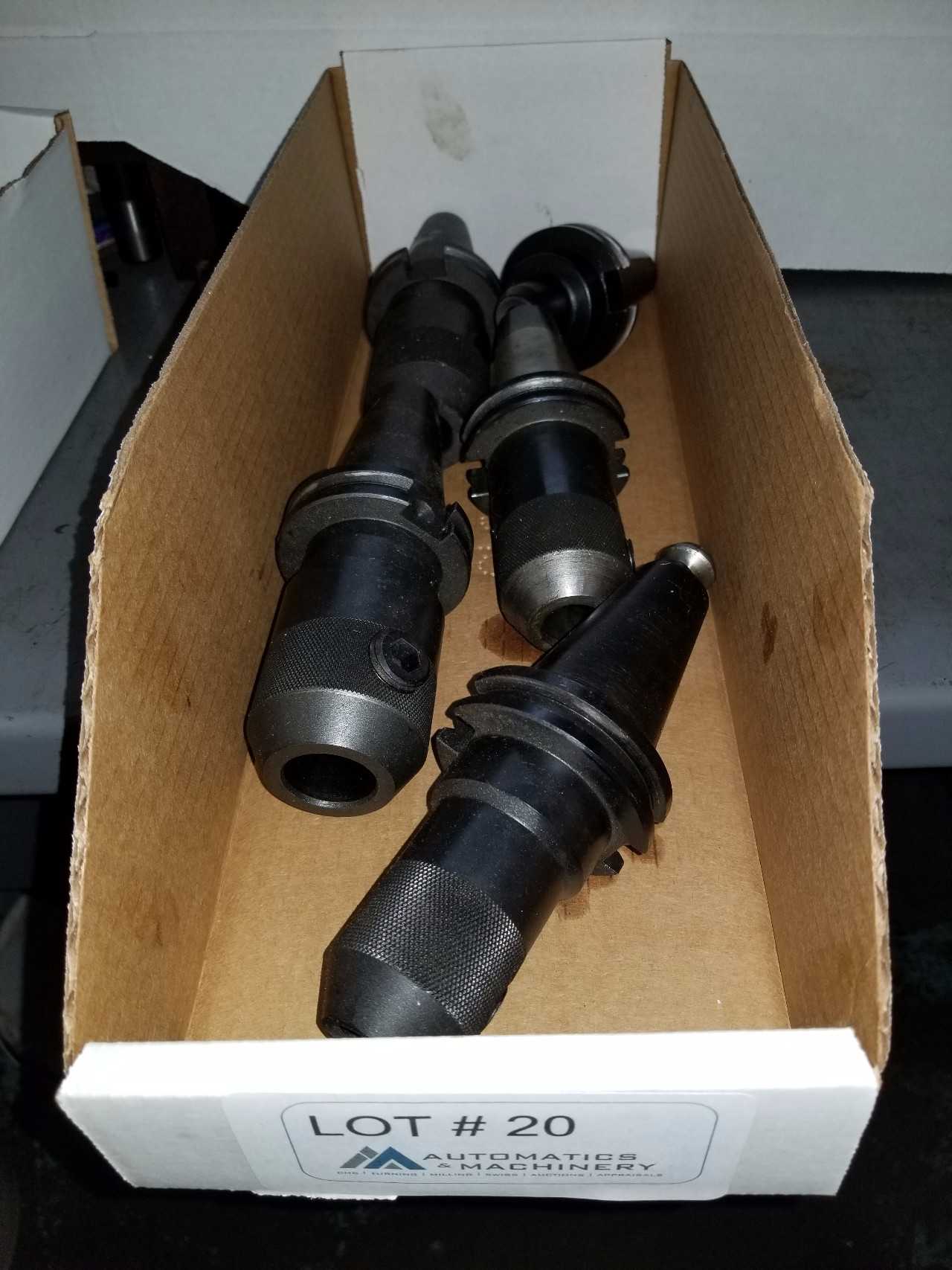 Misc Cat-40 Tool holders Qty 5 - ELECTRIC POWER TOOLS Misc Cat-40 Tool holders Qty 5 - ELECTRIC POWER TOOLS