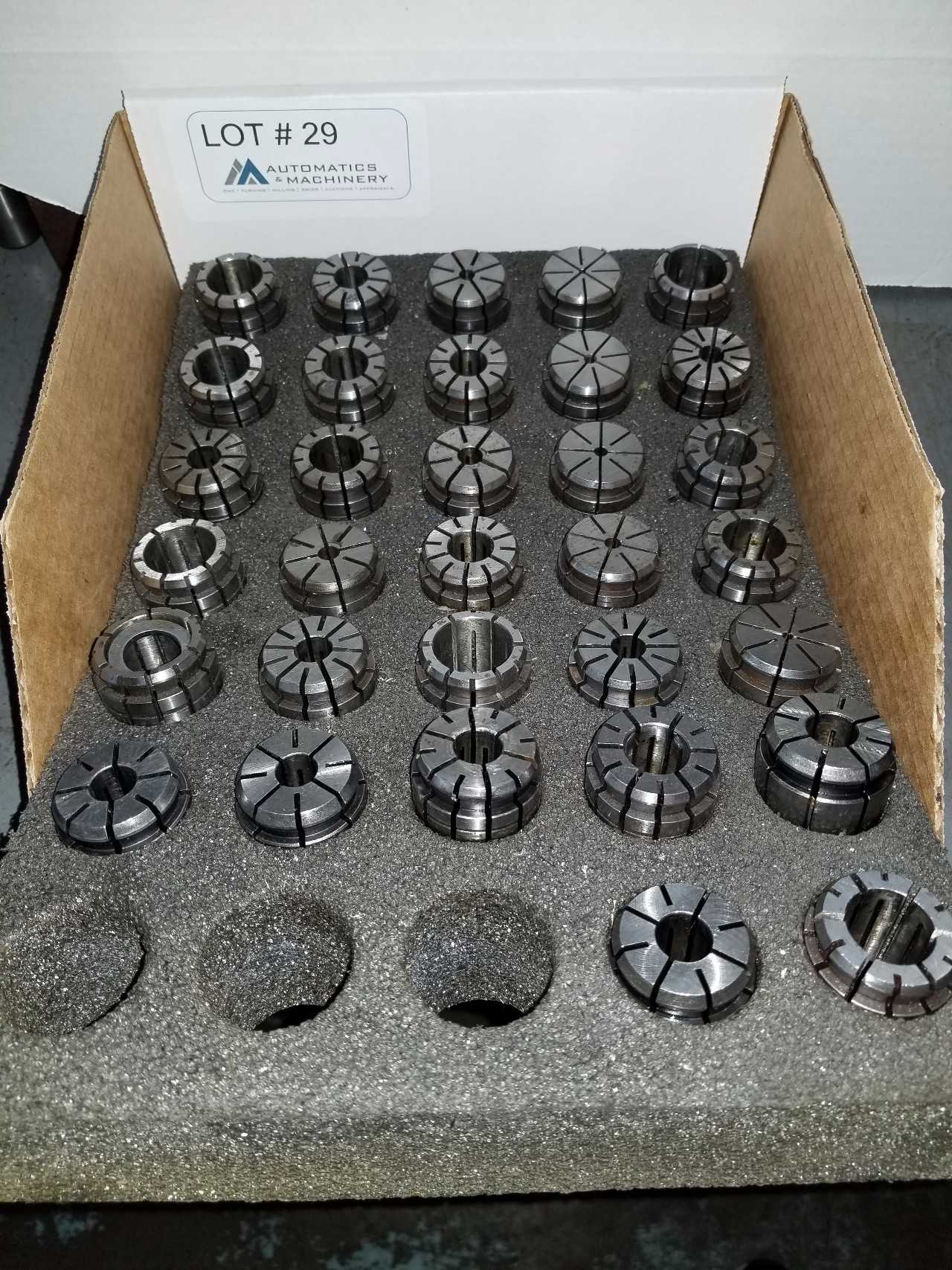 Assortment of collets  - ELECTRIC POWER TOOLS