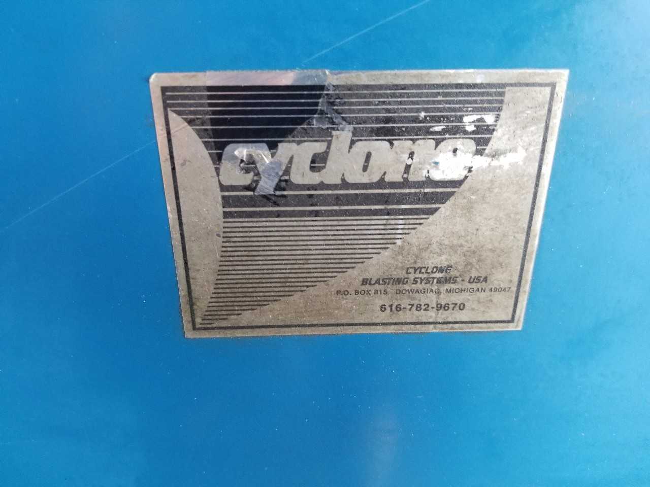 Cyclone Bead Blaster w/ Dust collection - MACHINING ACCESSORIES & TOOLING