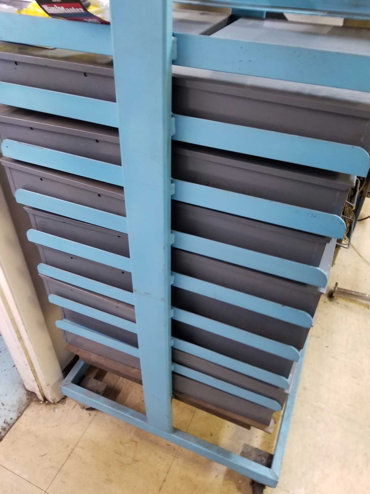 Rolling 16 Drawer Organizer - MATERIAL HANDLING