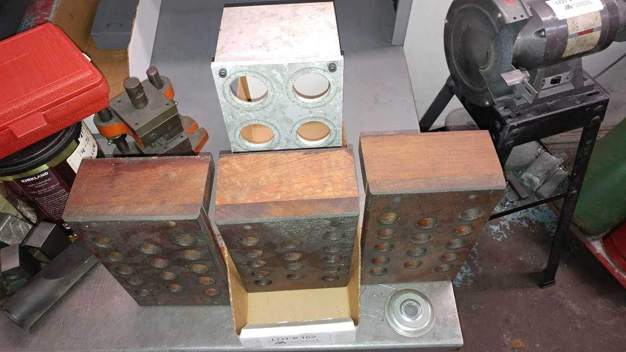 Wood keepers for R8 tool holders - ELECTRIC POWER TOOLS