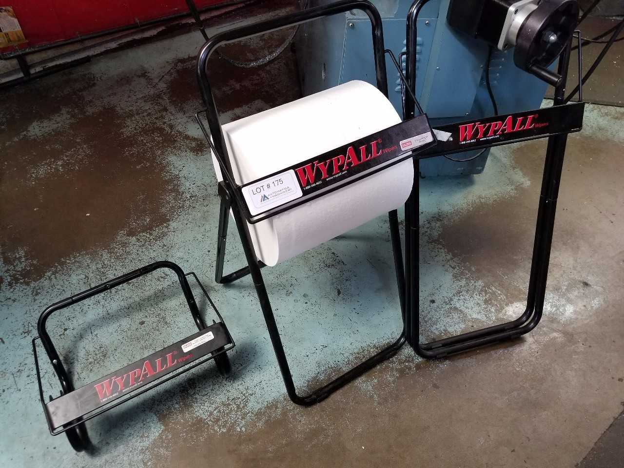 Wypall paper towel holders - MATERIAL HANDLING