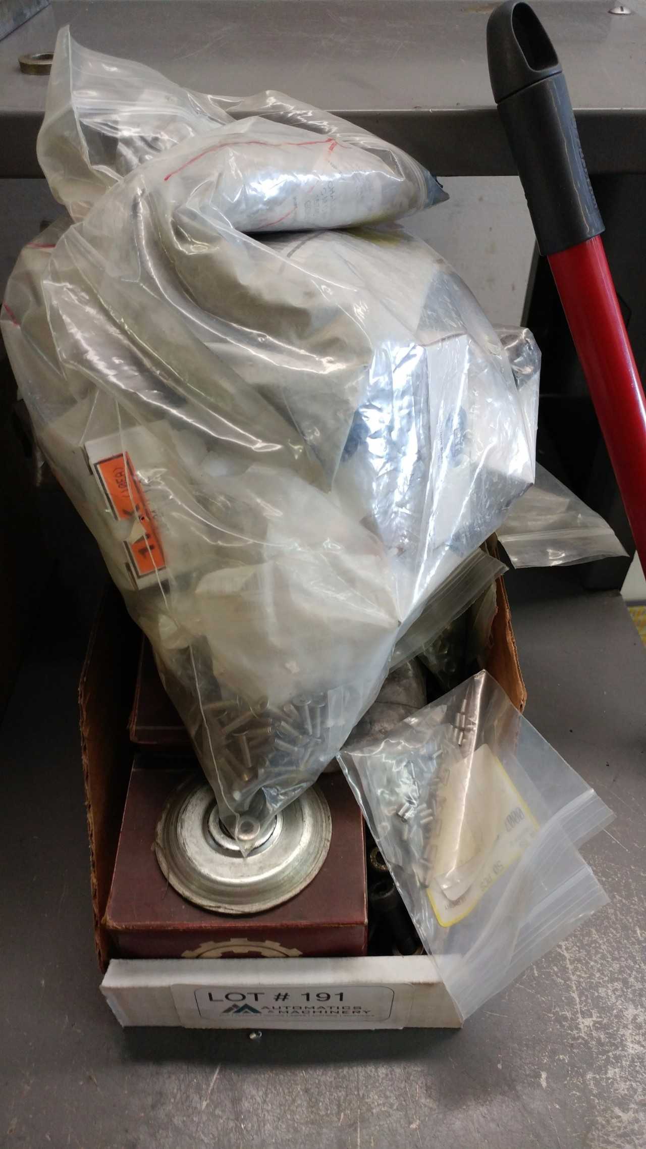 Large assortment of Metric nuts and bolts - MISCELLANEOUS