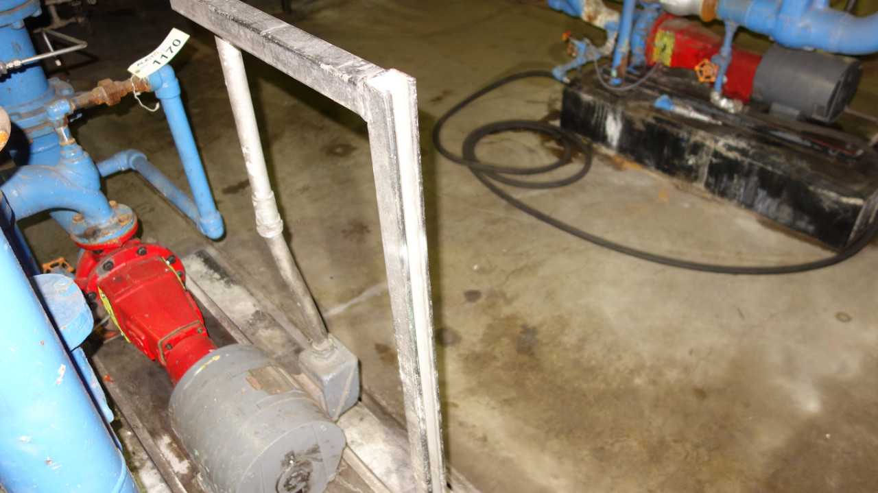 LOT OF 2 INGERSOLL RAND 2-1/2X2X6HC IRON PUMP 10HP - PUMPS