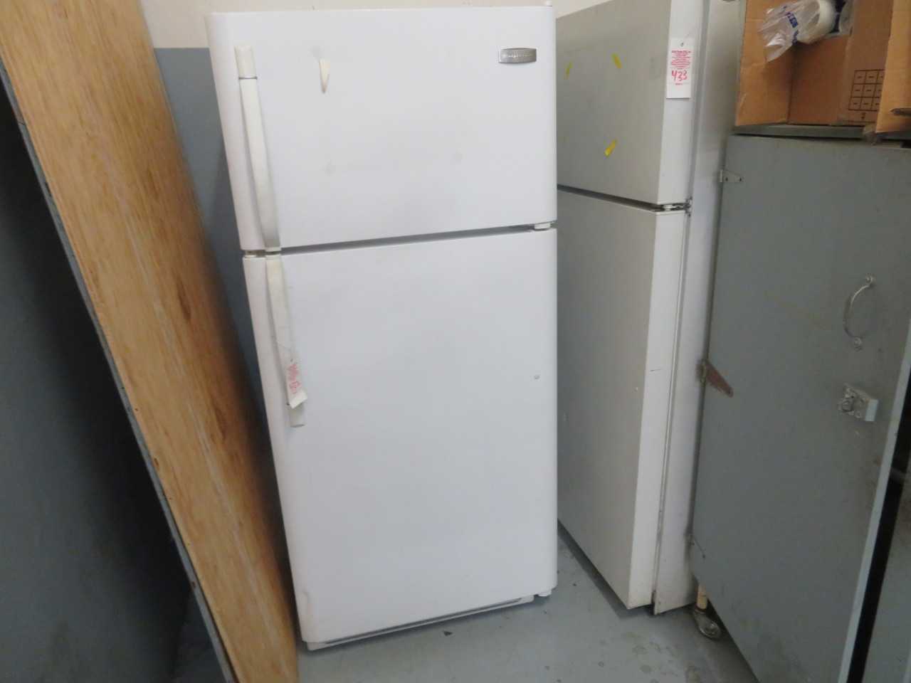 Refrigerator, used - MISCELLANEOUS
