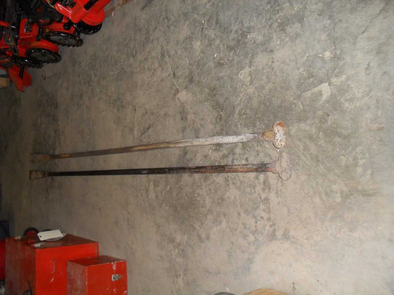 LOT OF 2 UTILITY SPUD BARS - ELECTRIC POWER TOOLS