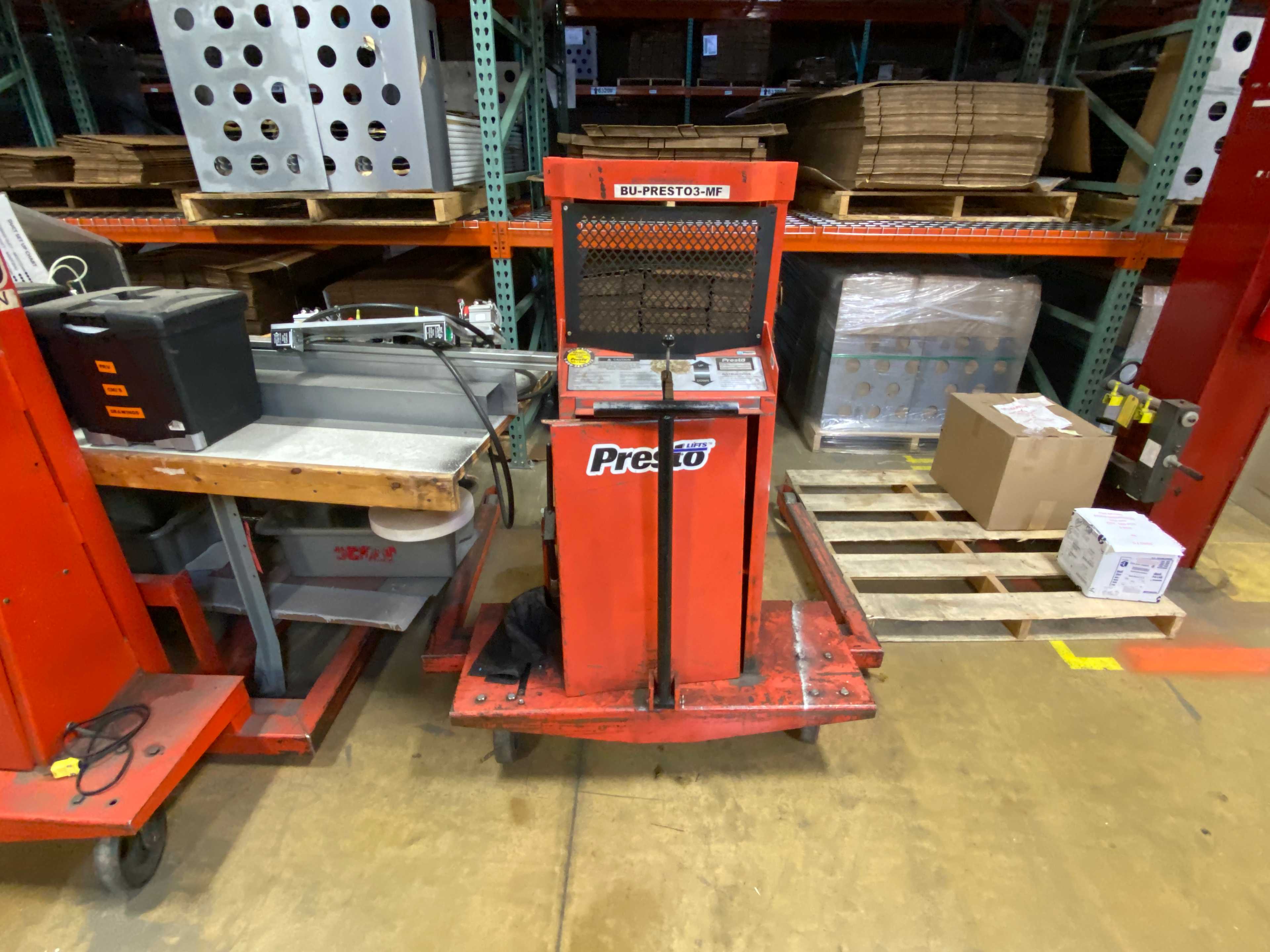 PRESTO LIFTS LIFT - FORKLIFTS