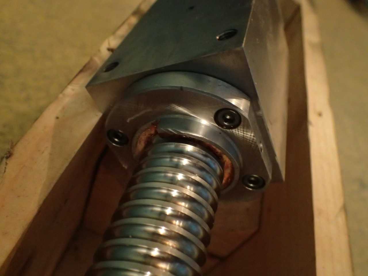 American Pacemaker Lathe X-Axis Ball Screw 1/4" Pitch 16-3/4" Travel 41-1/4" OAL - LATHES