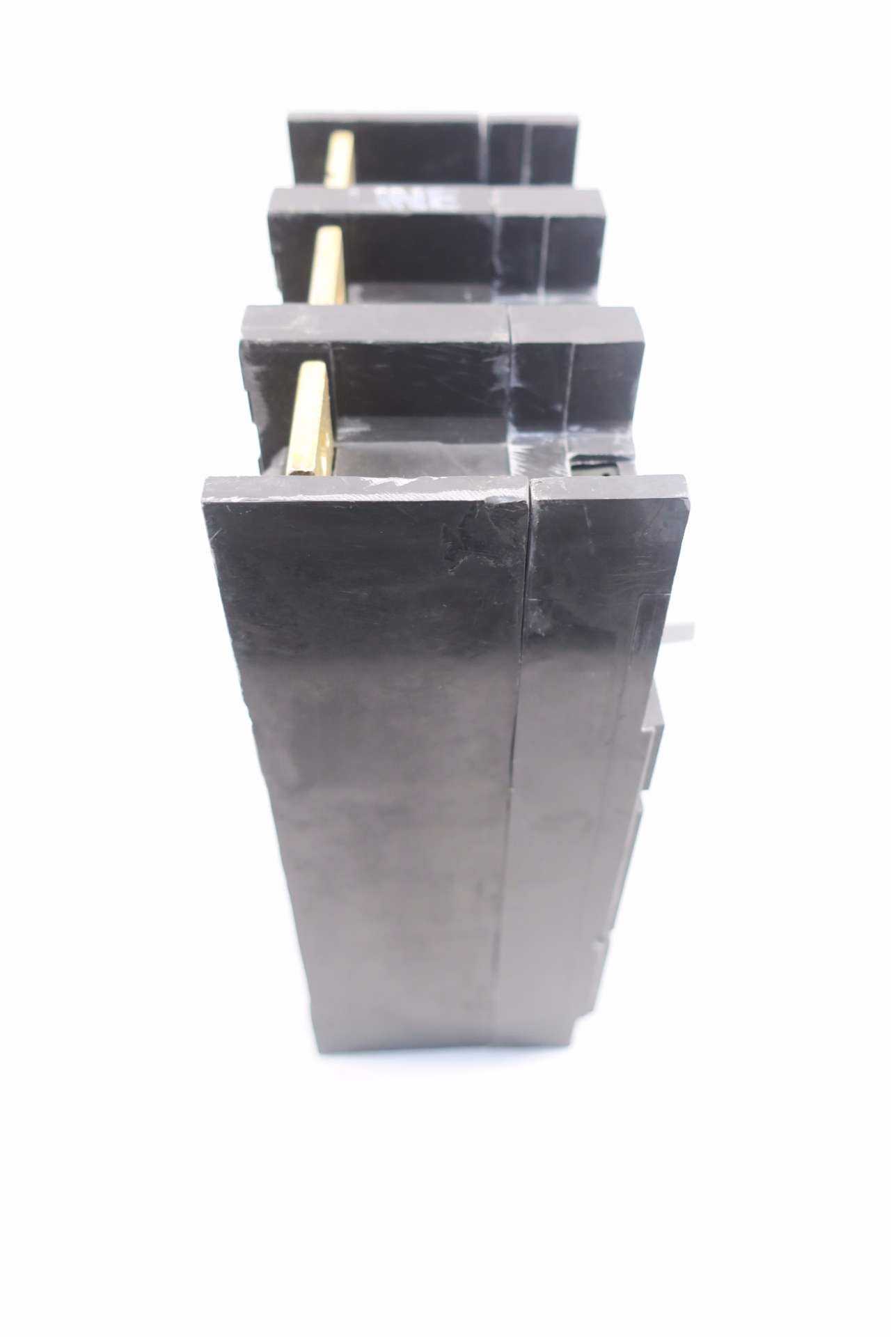 GE TJK436F000 3P 400A CIRCUIT BREAKER - CIRCUIT BREAKERS
