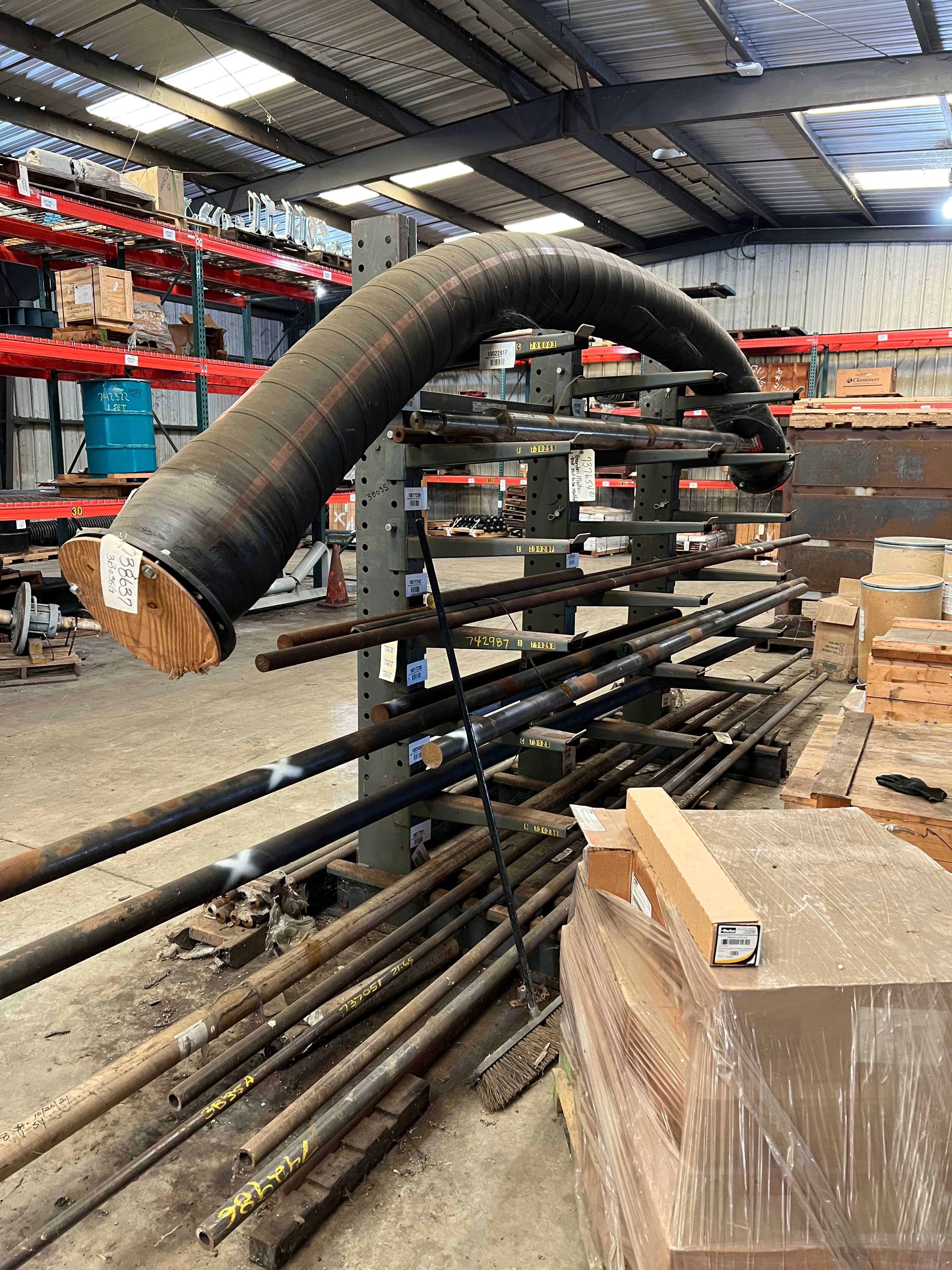 LOT OF PIPE WITH RACK LOT OF PIPE WITH RACK