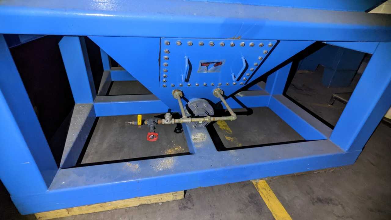 BLUE SILO - LAB & SCIENTIFIC