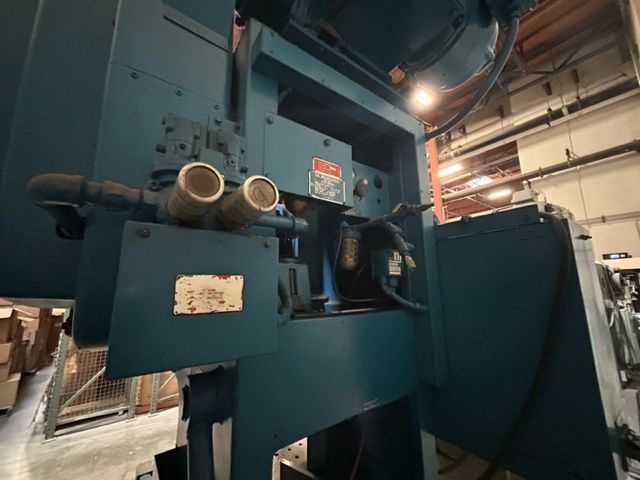 1982 E. W. BLISS C-60 METAL STAMPING MACHINE - MACHINE TOOLING