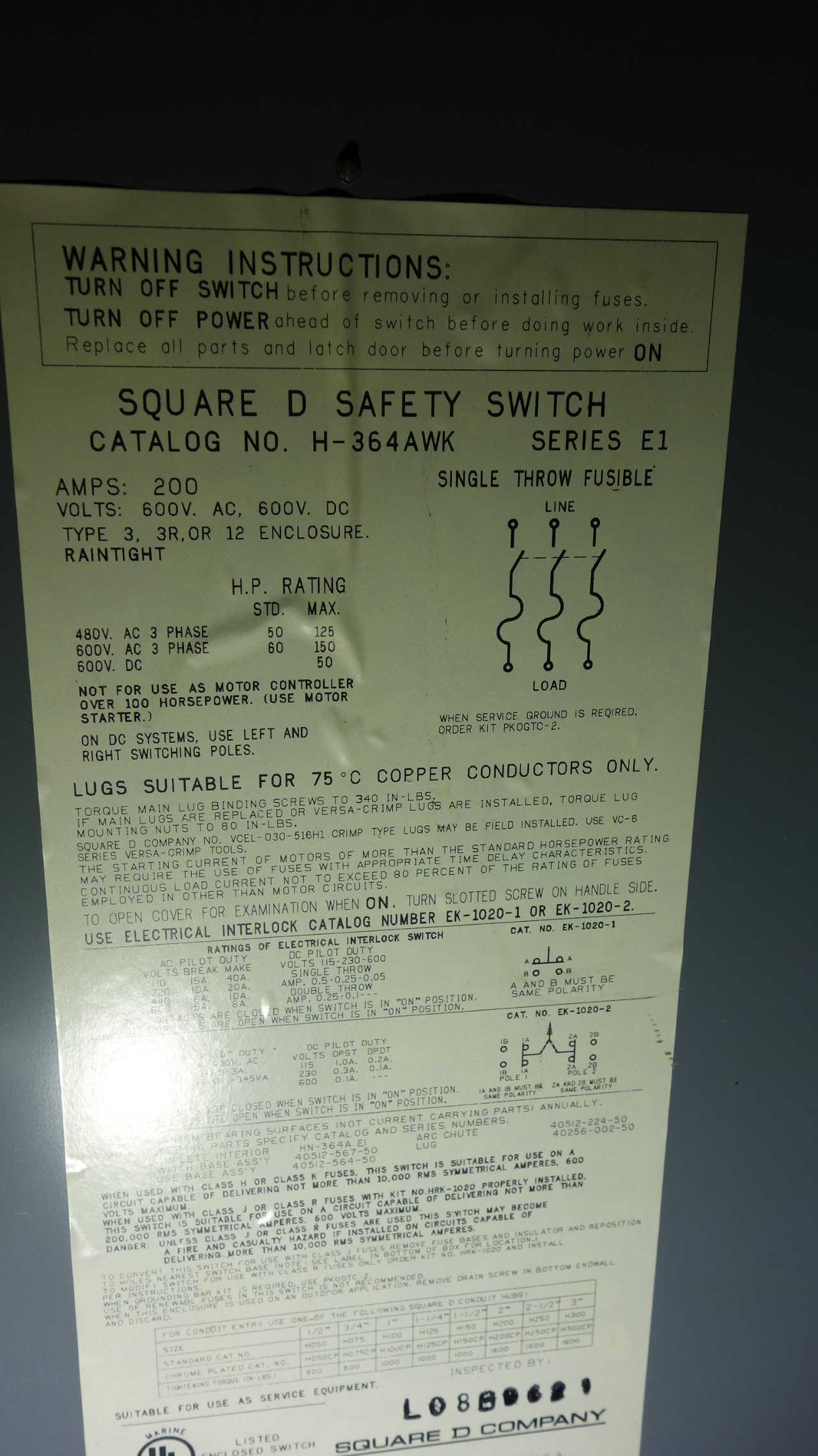 LOT OF 2 ASSORTED DISCONNECTS, SQUARE D 200A, 400A - DISCONNECT SWITCHES