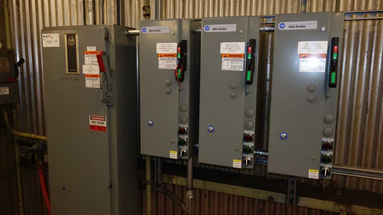 LOT OF 4 ASSORTED ALLEN BRADLEY COMBINATION STARTER DISCONNECT, 509-EOD SIZE 5 - MOTOR STARTERS