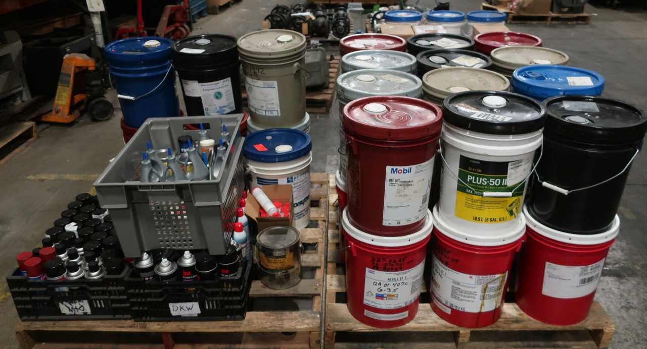2 PALLETS OF NEW ASSORTED GREASE LUBRICANTS OIL - MISCELLANEOUS