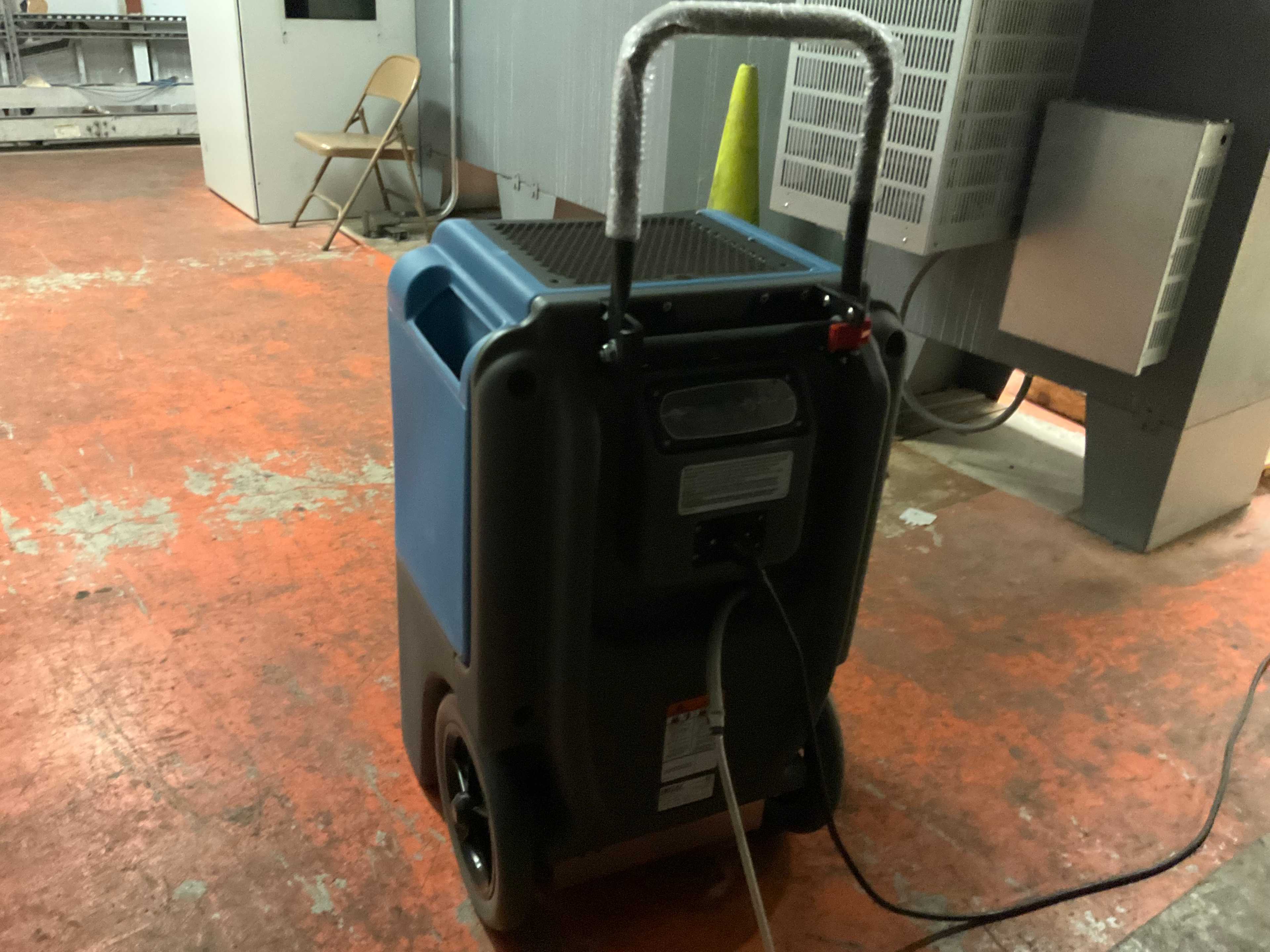 DRI-EAZ LGR 7000XLI F412 DEHUMIDIFIER - DEHUMIDIFIER