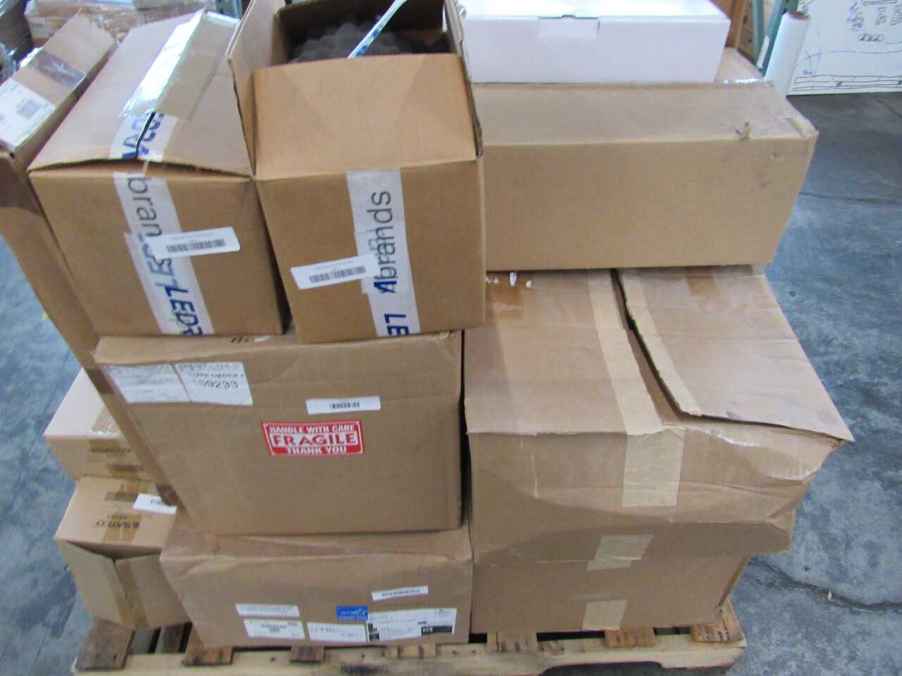 Pallet of 177x Assorted Lights & LEDs - LIGHTING