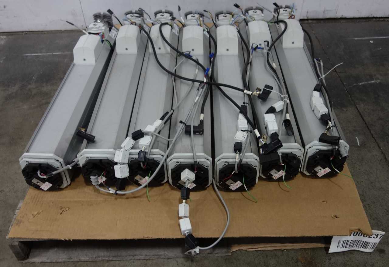 LOT OF ASSORTED SKF ACTUATION SYSTEMS - HAND TOOLS