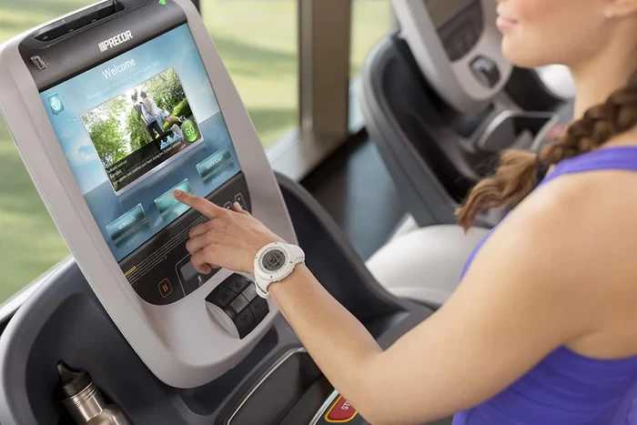 Precor TRM 885 (2599544) Arlington - MISCELLANEOUS