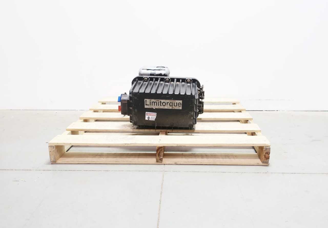 LIMITORQUE LY-1001 115V-AC ELECTRIC VALVE ACTUATOR - VALVES LIMITORQUE LY-1001 115V-AC ELECTRIC VALVE ACTUATOR - VALVES