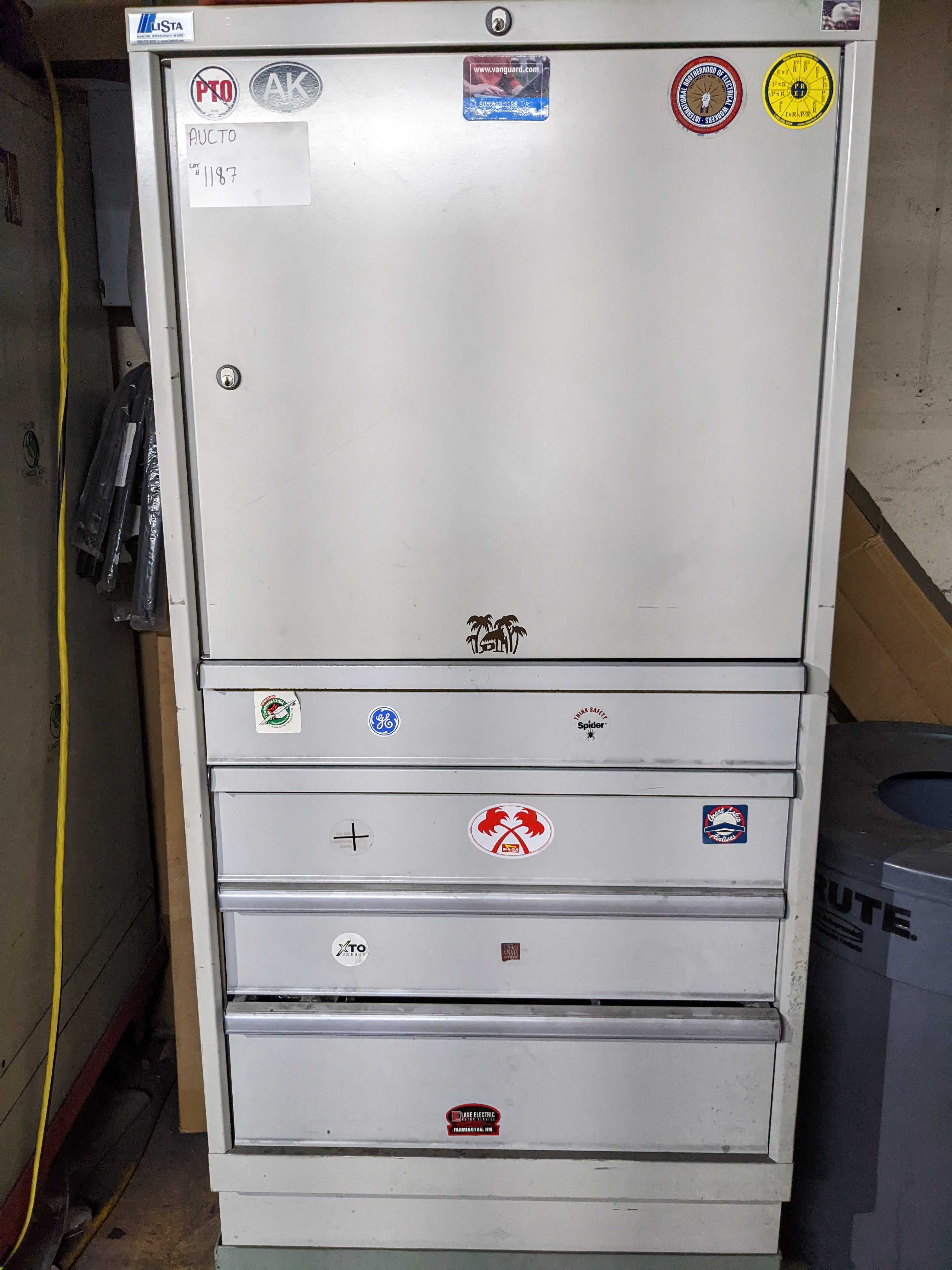 CABINET WITH CONTENTS - SAFETY EQUIPMENT CABINET WITH CONTENTS - SAFETY EQUIPMENT