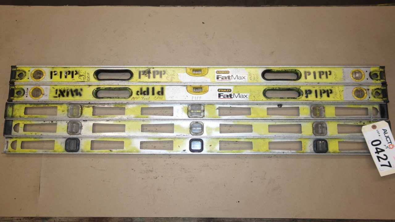 LOT OF 5 STANLEY 4 FT LEVELS - ELECTRIC POWER TOOLS