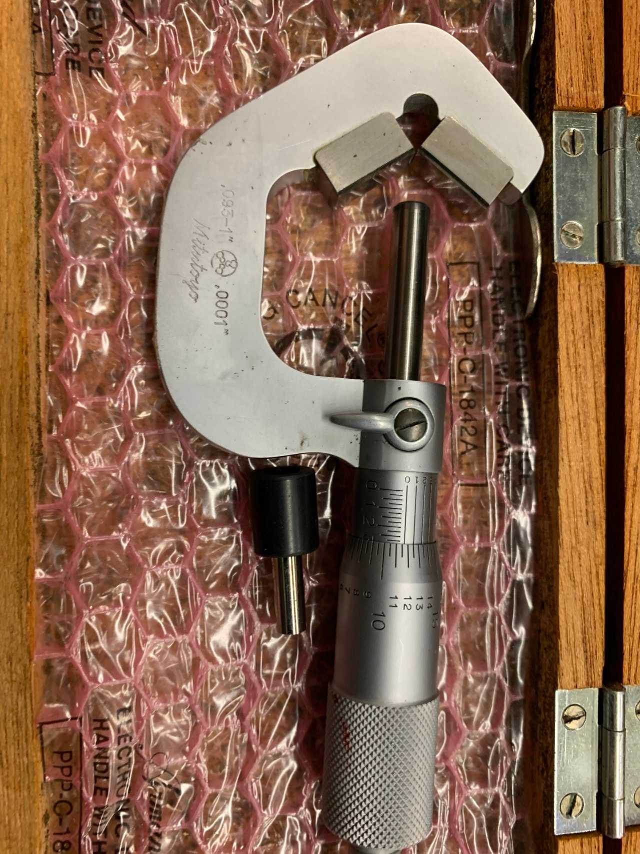 Mitutoyo Micrometer - METAL INSPECTION EQUIPMENT Mitutoyo Micrometer - METAL INSPECTION EQUIPMENT