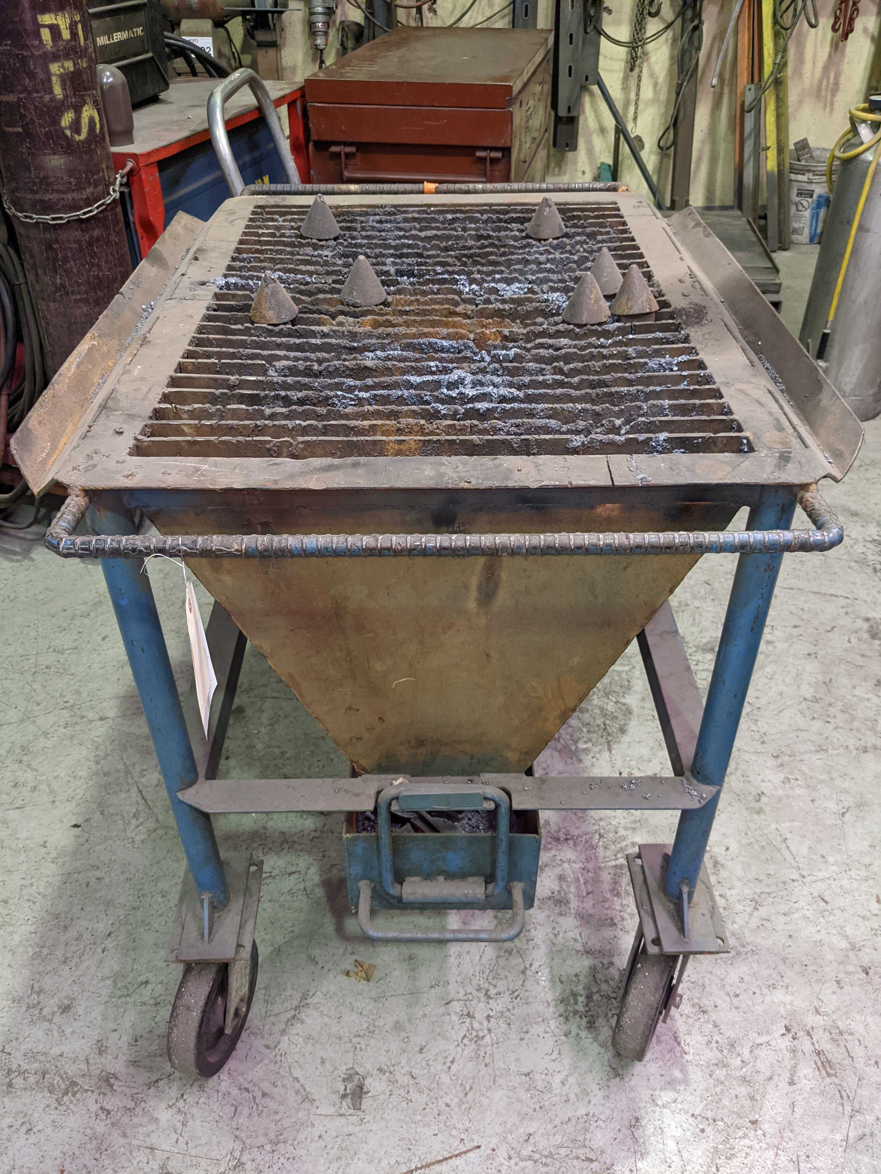 WELDING TABLE - WELDING EQUIPMENT