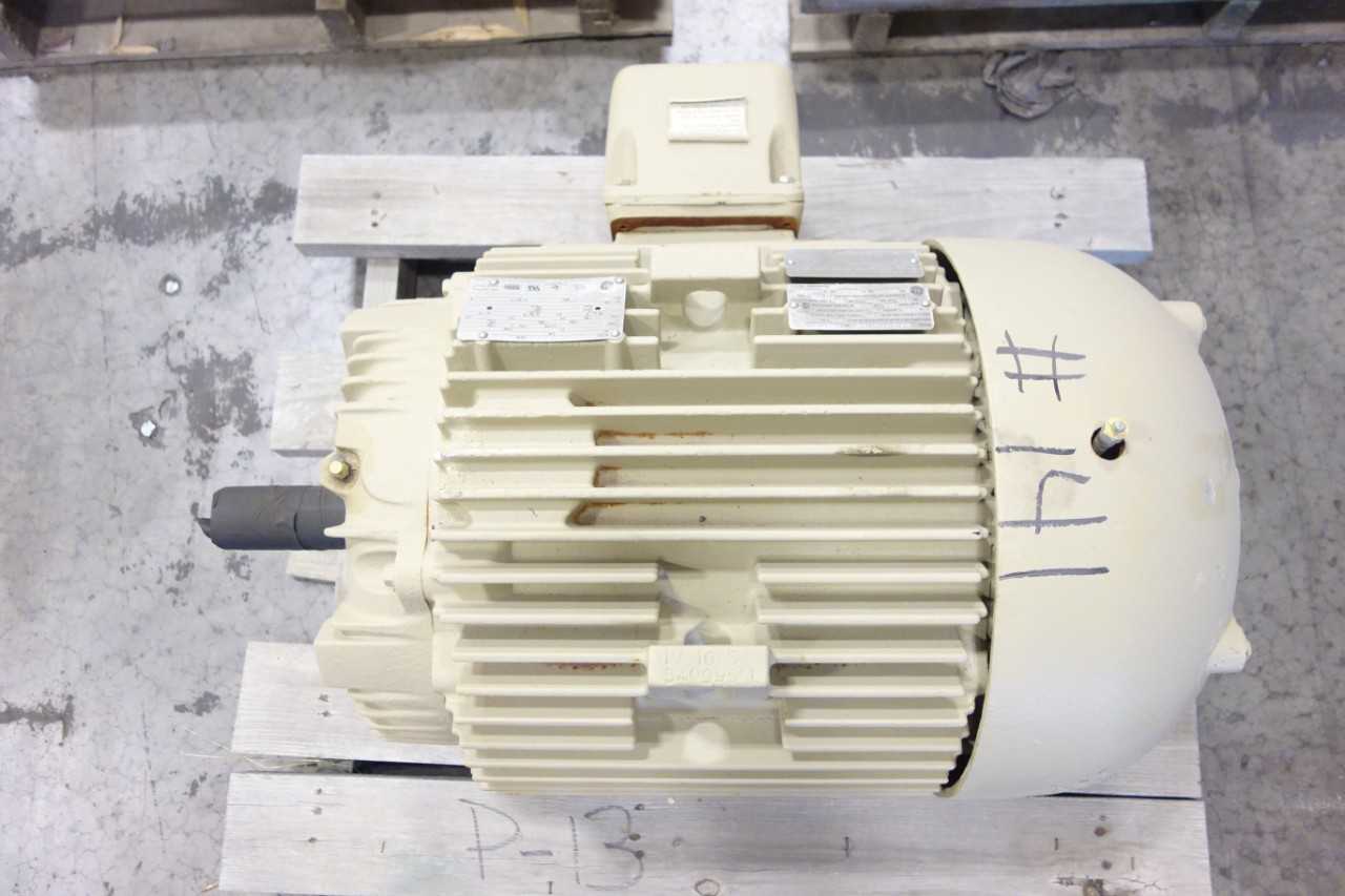 LOT OF 3 GENERAL ELECTRIC MOTORS - ELECTRIC MOTORS