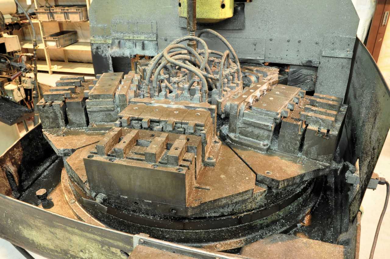 Onsrud Model MM-48, 48" 5-Station Rotary Surface Index Milling - MILLING MACHINES