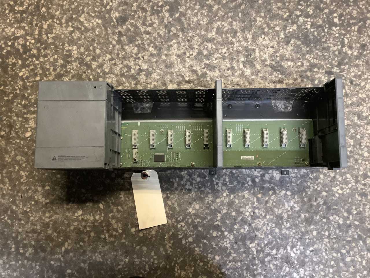 Allen-Bradley 1746-A10 SLC 500 10 Slot Modular Chassis, W/ SLC 500 Power supply 1746-P4 - ELECTRICAL COMPONENTS
