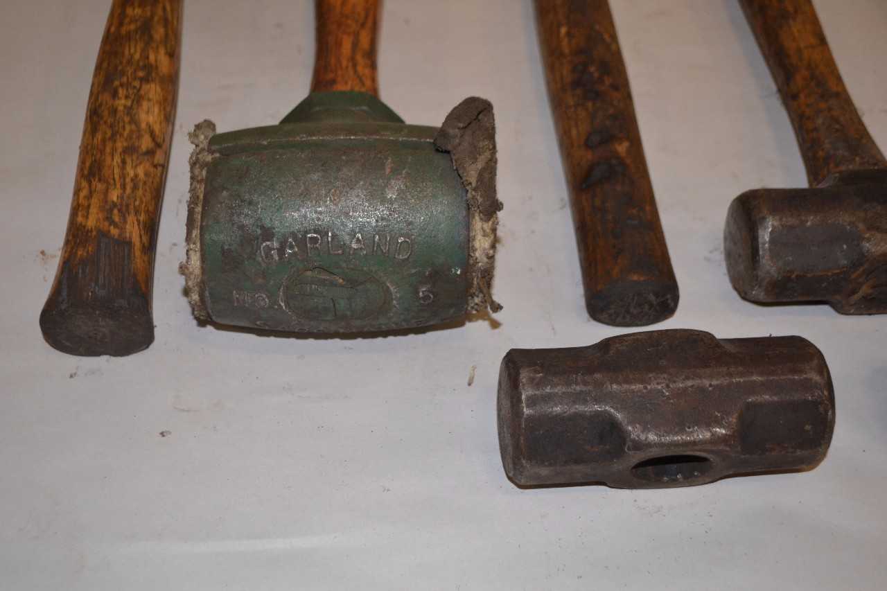 LOT OF 7 ASSORTED SLEDGEHAMMERS - MISCELLANEOUS