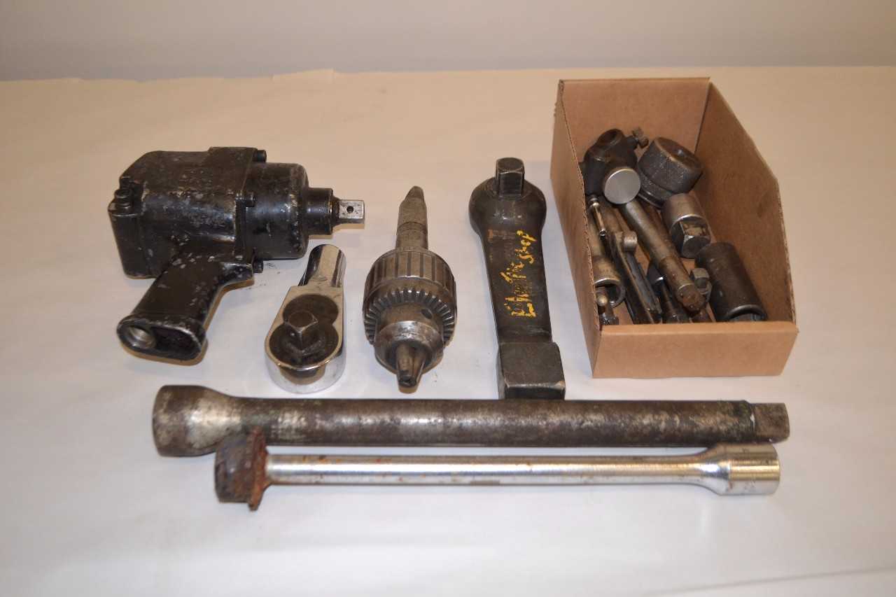 LOT OF ASSORTED TOOLS - MISCELLANEOUS