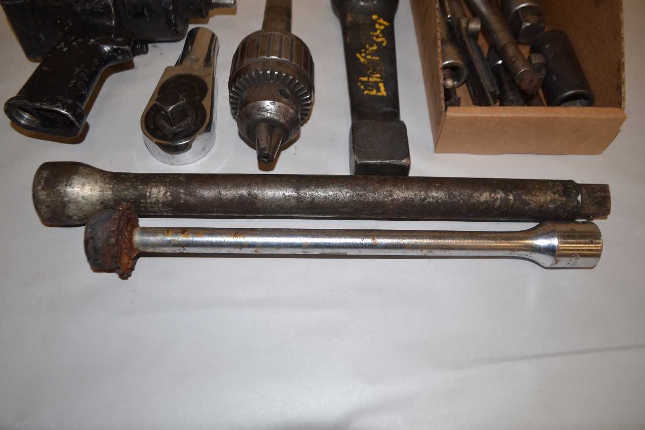LOT OF ASSORTED TOOLS - MISCELLANEOUS
