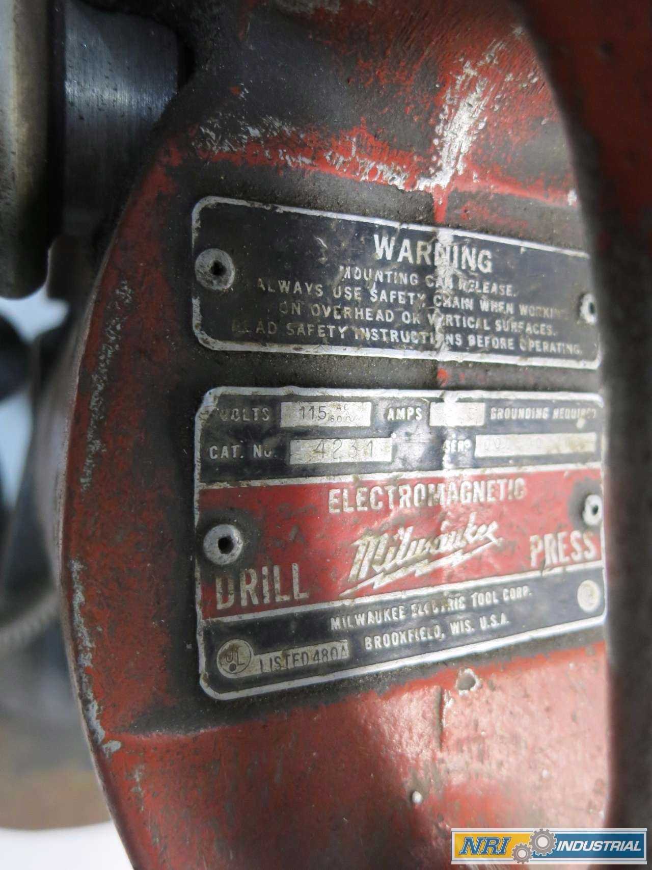 MILWAUKEE 4231 4297-1 ELECTROMAGNETIC DRILL - MISCELLANEOUS