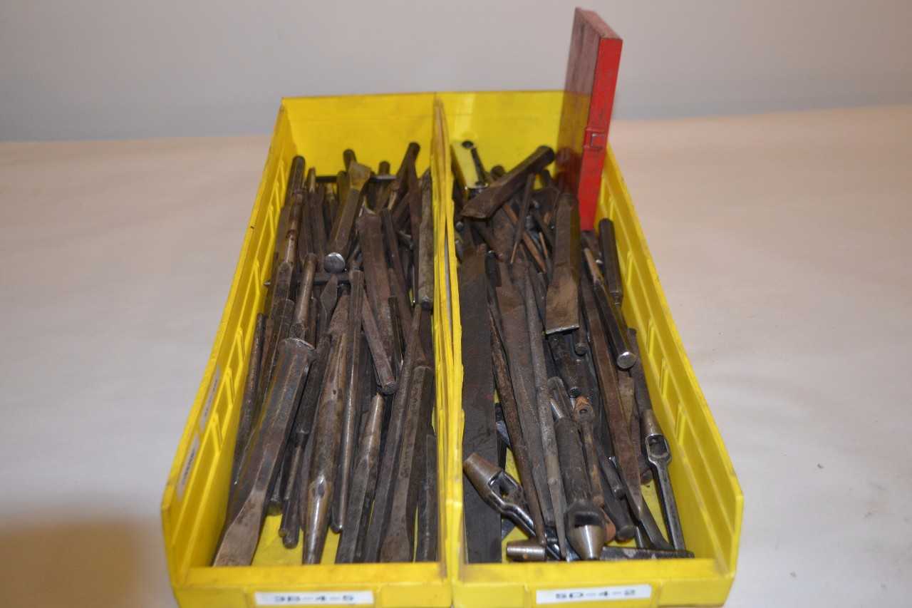 LOT OF ASSORTED TOOLS - MISCELLANEOUS