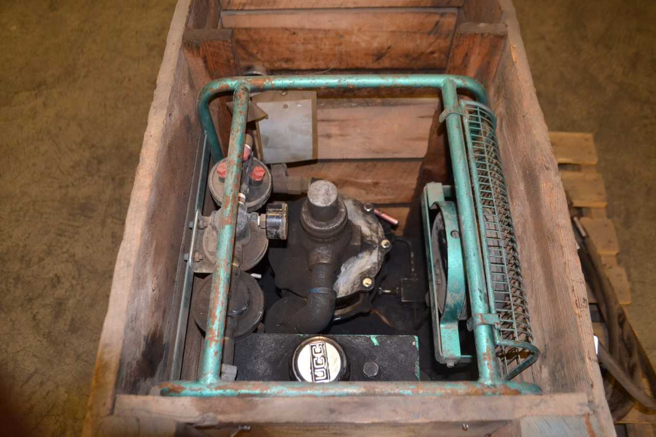 HYDRAULIC TORQUE WRENCH PUMP AND SOCKETS - MISCELLANEOUS