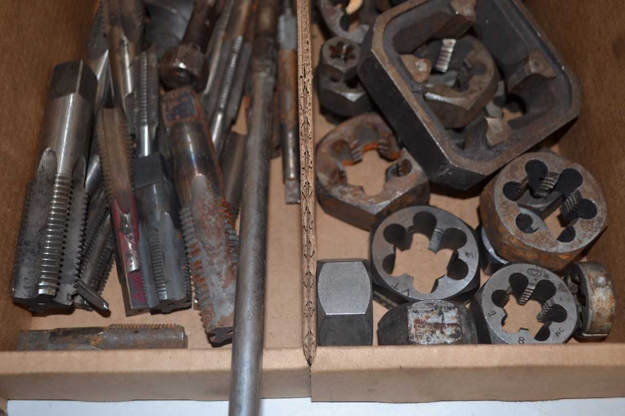 LOT OF ASSORTED TAPS AND DIES - MISCELLANEOUS
