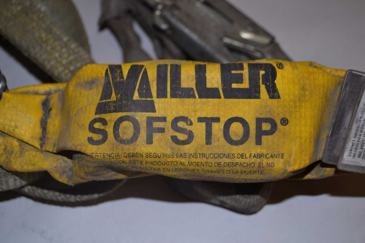 LOT OF ASSORTED SAFETY EQUIPMENT - MISCELLANEOUS