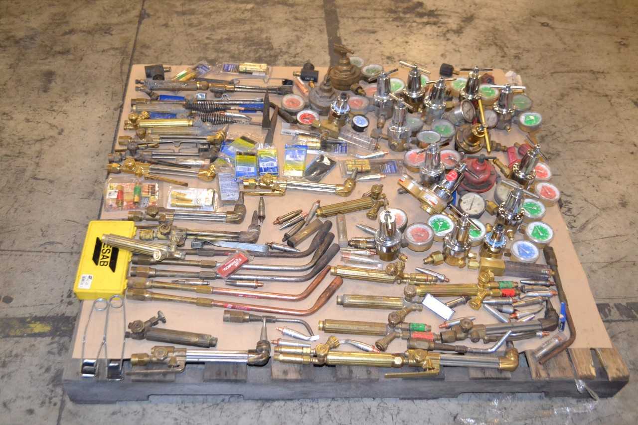 LOT OF ASSORTED WELDING EQUIPMENT - MISCELLANEOUS