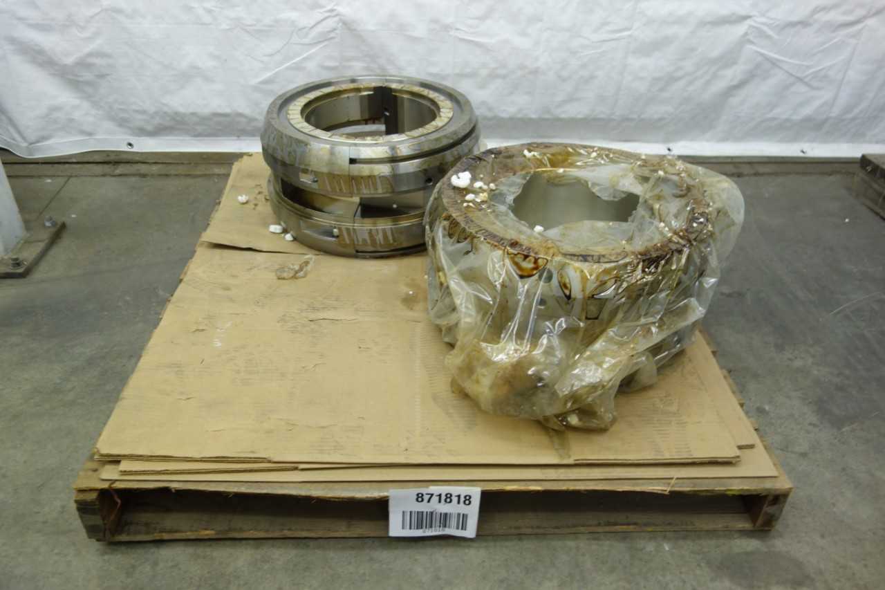 LOT OF 2 SLEEVOIL BEARINGS - BEARINGS