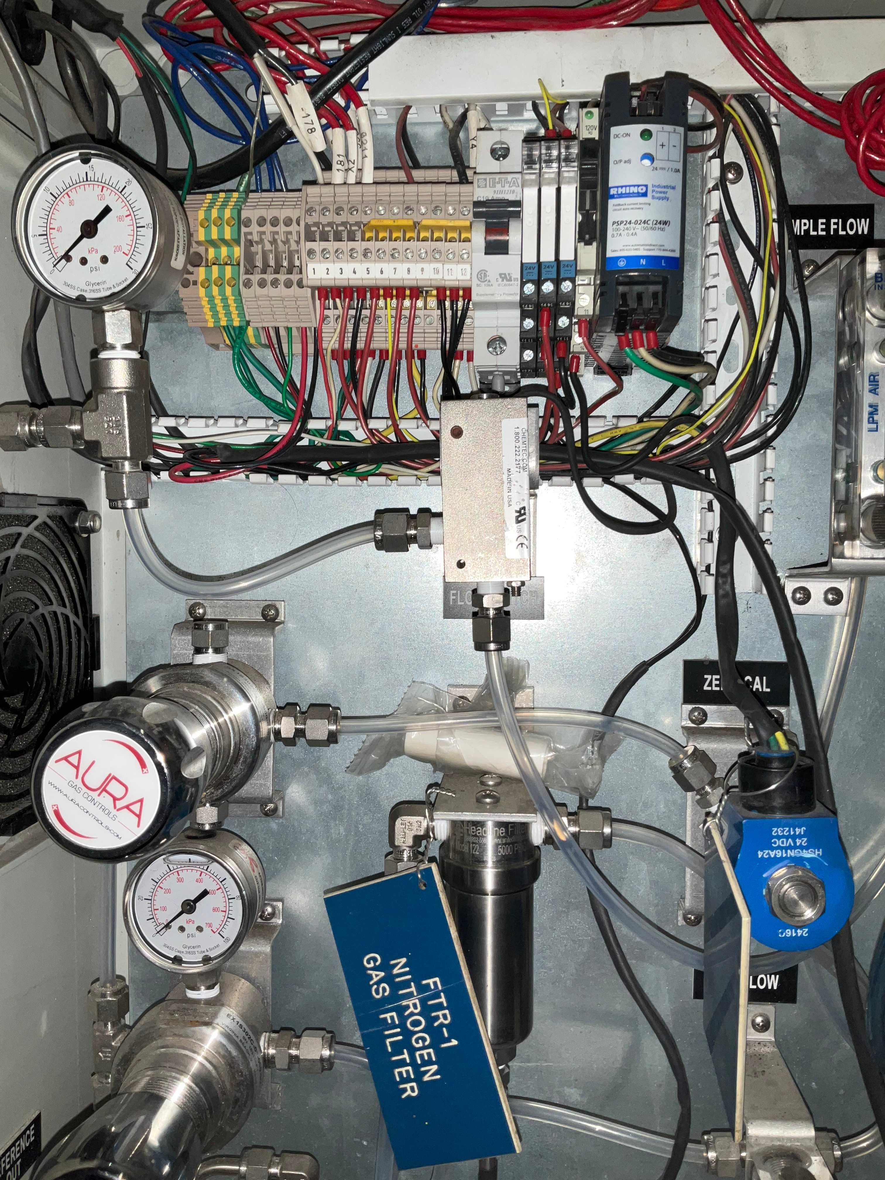 SIEMENS OXYMAT 6 OXYGEN GAS ANALYSIS SYSTEM - GAS ANALYZER