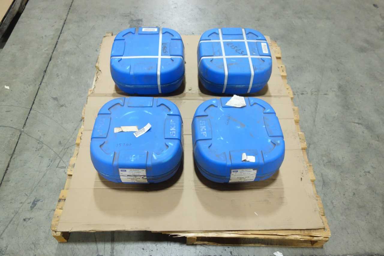 LOT OF 4 SKF 22332 CCK W33 ROLLER BEARINGS - BEARINGS