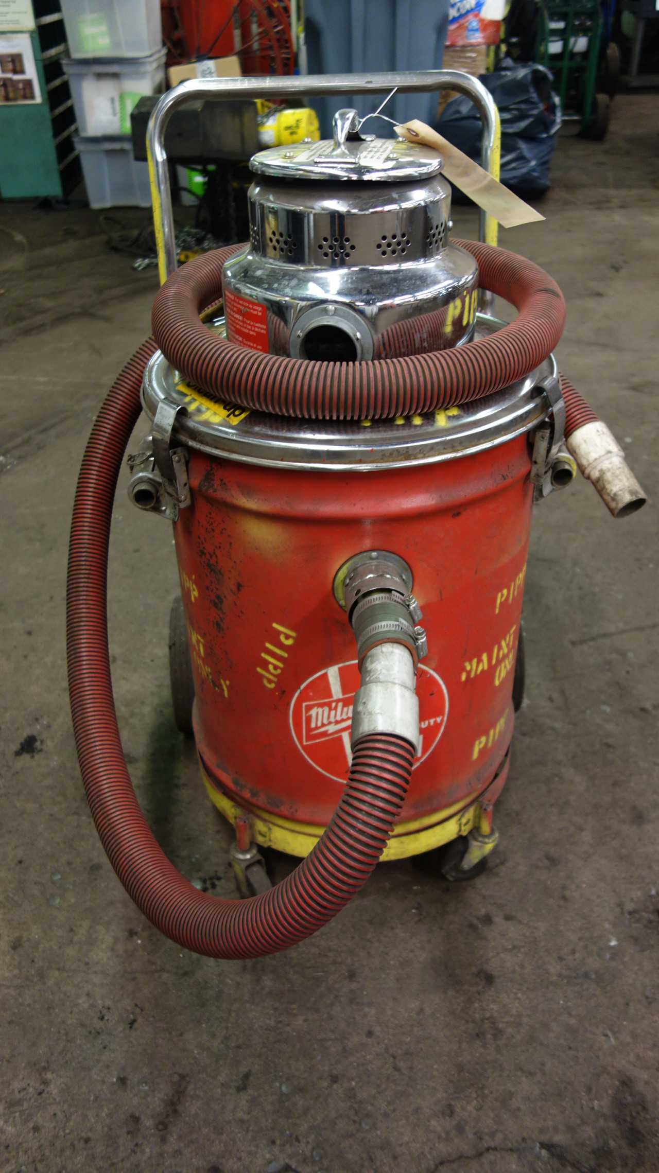MILWAUKEE 8912 WET AND DRY INDUSTRIAL VACUUM CLEANER - VACUUM PUMP