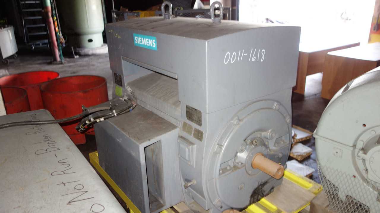 SIEMENS CG 1250HP MOTOR 2300V 5810S 3570RPM - ELECTRIC MOTORS