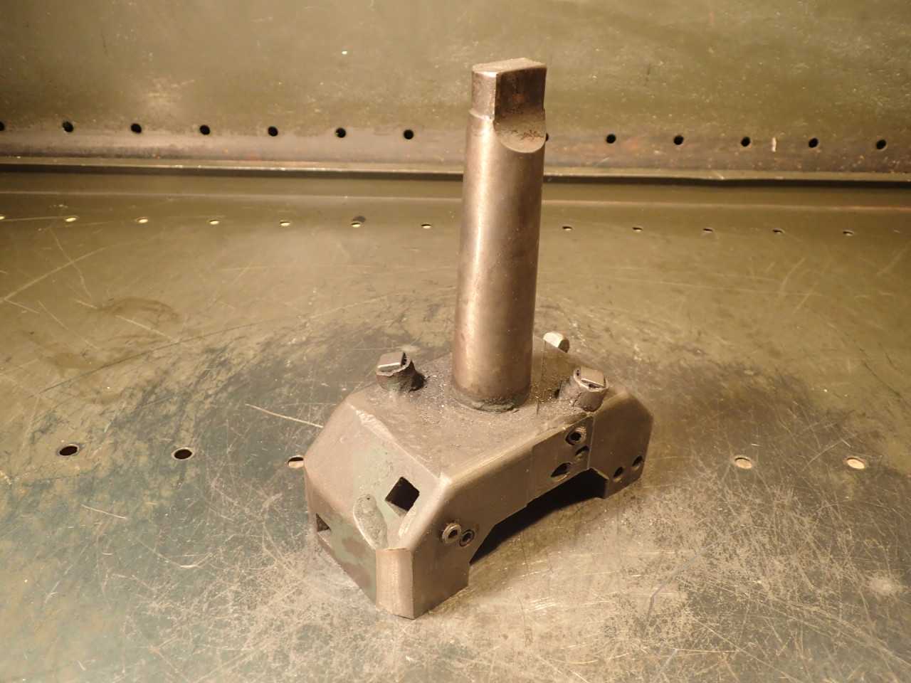 Hollow Mill & 45 Dergee Chamfer Tool Holder: Morse Taper #4 Shank (MT4 4MT) - HOLEMAKING TOOLS