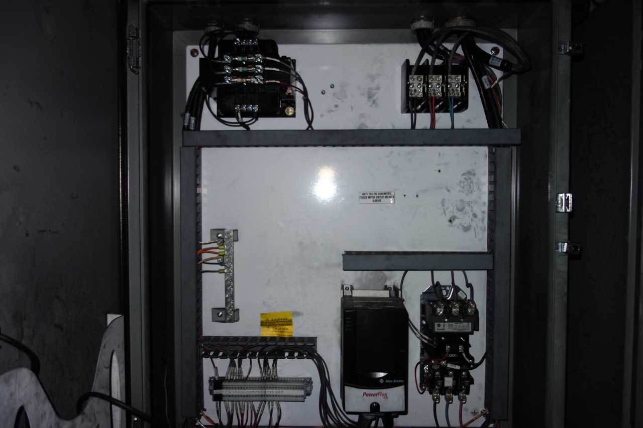 LOT OF 3 ELECTRICAL CONTROL CABINETS WITH CONTENTS ALLEN BRADLEY POWERFLEX 70 MOTOR DRIVES - MOTOR DRIVES