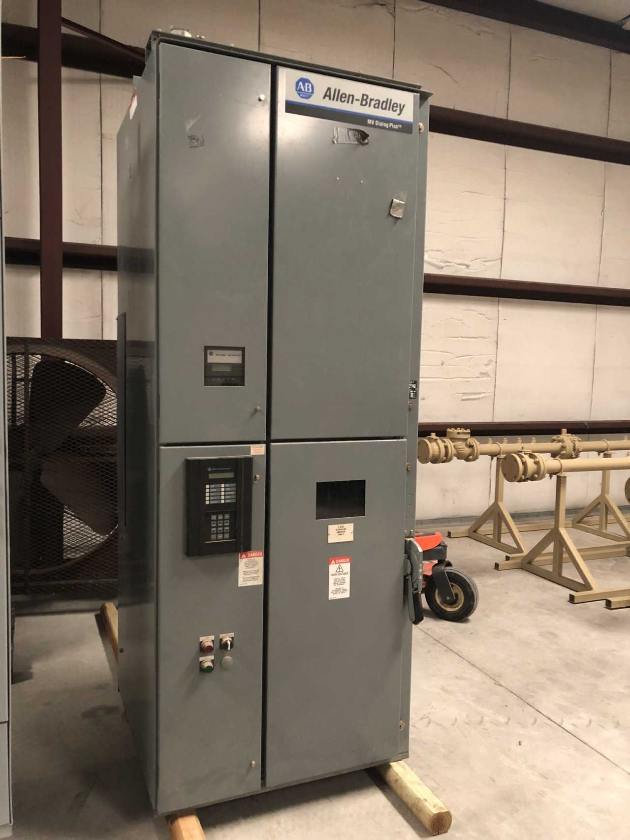 Allen-Bradley, MV Dialog Plus, Controller - MOTOR CONTROL CENTERS